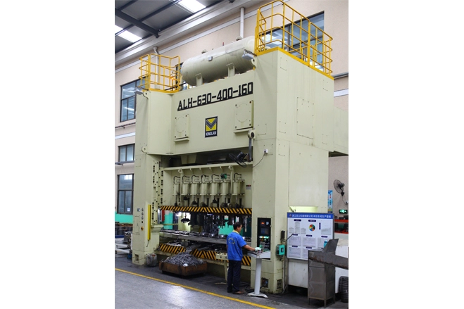 truck parts manufacturers